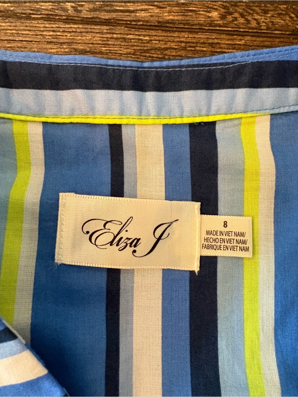 Eliza J Tiered Three Quarter Sleeve Dress Womens 8 Blue Excellent Striped V-Neck - Picture 6 of 9